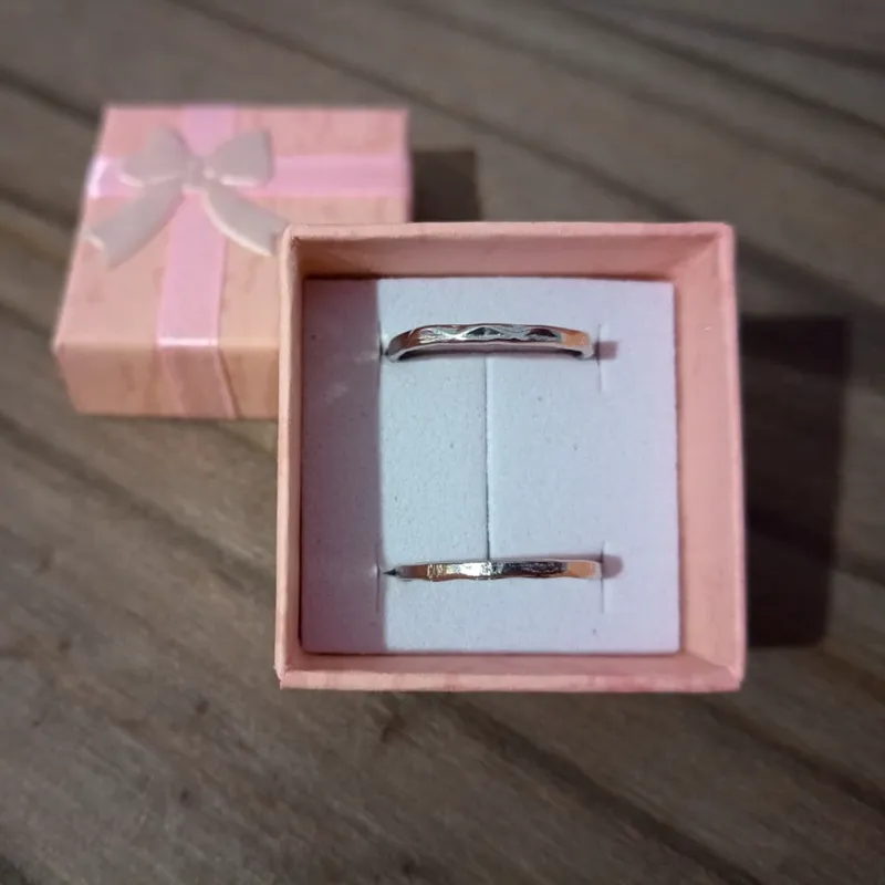 Anillo Liso Con Detalle