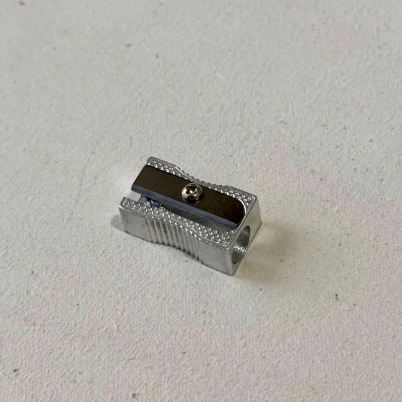 Sacapuntas Metalico