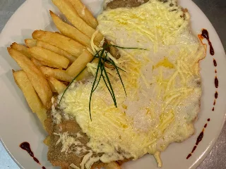 Milanesa O Suprema A La Suiza