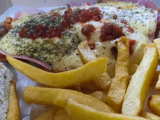 Milanesa O Suprema Napolitana
