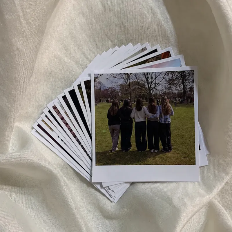 Polaroid Chica (12 Unidades)