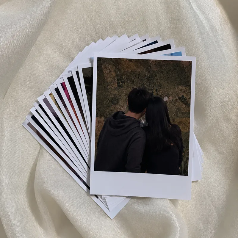 Polaroid Grande (8 Unidades)
