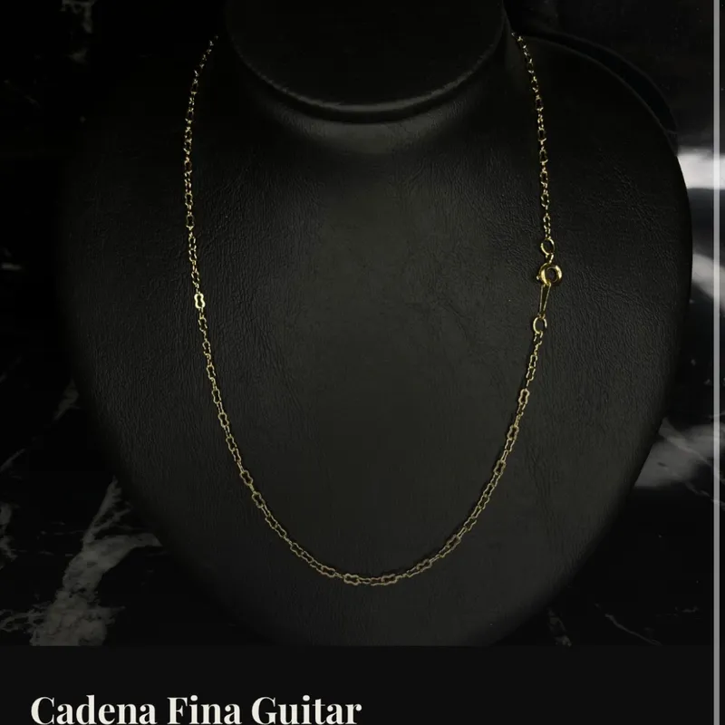 Cadena Fina Guitar