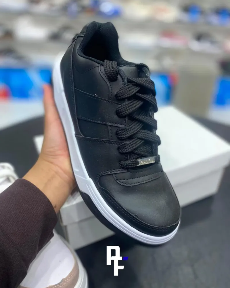 Zapas Wake Negras